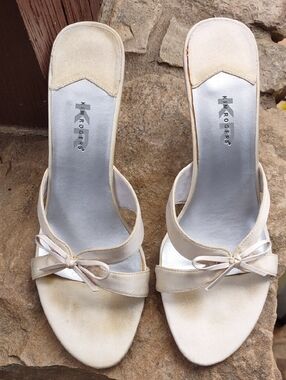 Cream Beige Sandals With A Bow Heels 9.5 Kim Rogers Special Occasion